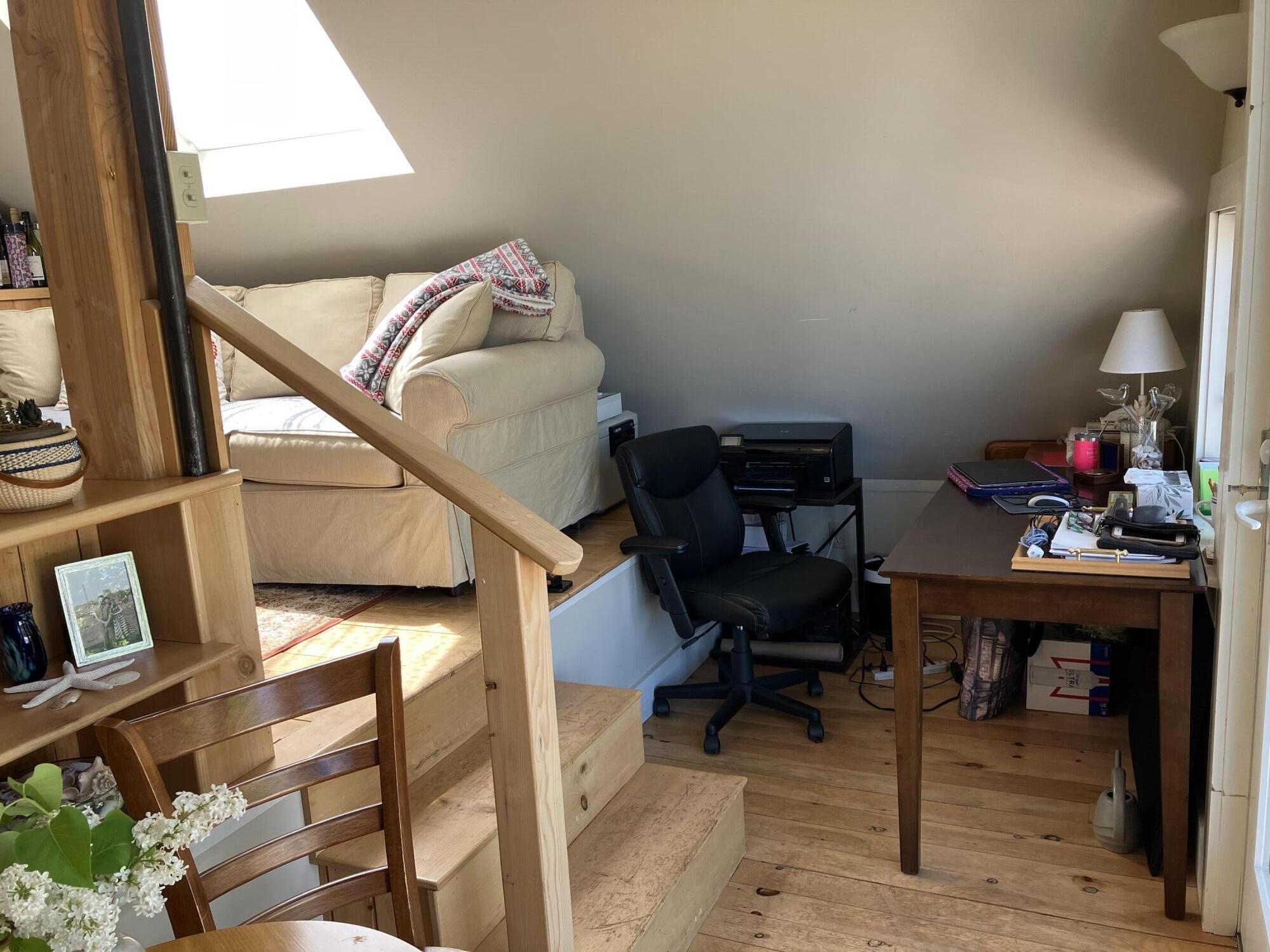 11 Water Street Damariscotta, ME 04543 - Photo 11 of 31 11 Water St (TopApt-DeskArea)