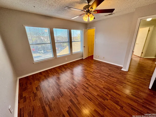 $1,895 | 7706 Sandia, San Antonio, TX 78240