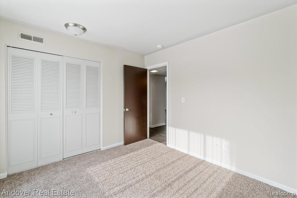330 South Drake Road, Unit M08 Kalamazoo, MI 49009 - Photo 47 of 64