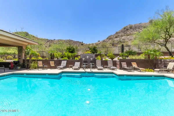 $299,000 | 9820 North Central Avenue, Unit 132, Phoenix, AZ 85020