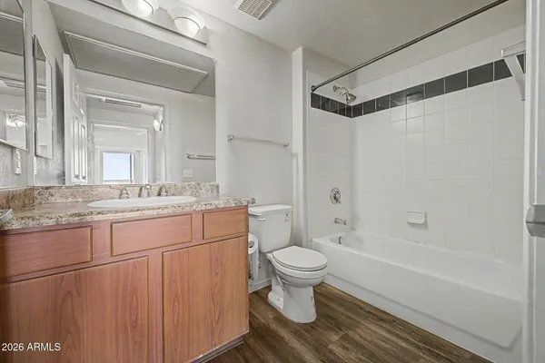 $299,000 | 9820 North Central Avenue, Unit 132, Phoenix, AZ 85020