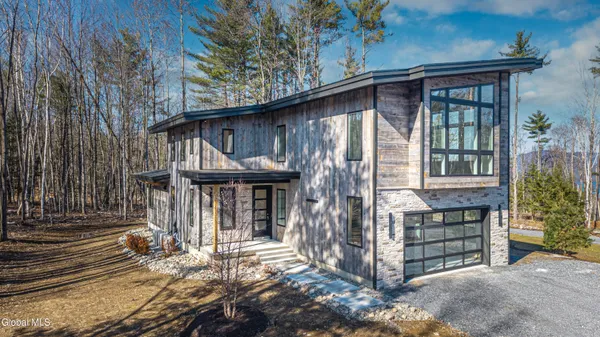 $1,799,000 | 11 South Eagle Ridge, Diamond Point, NY 12824