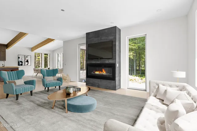 $1,900,000 | 11 South Eagle Ridge, Diamond Point, NY 12824