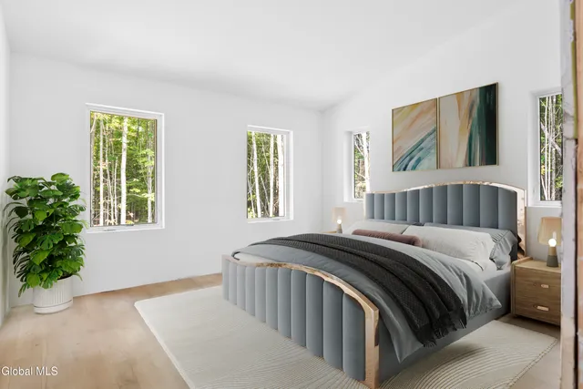 $1,900,000 | 11 South Eagle Ridge, Diamond Point, NY 12824