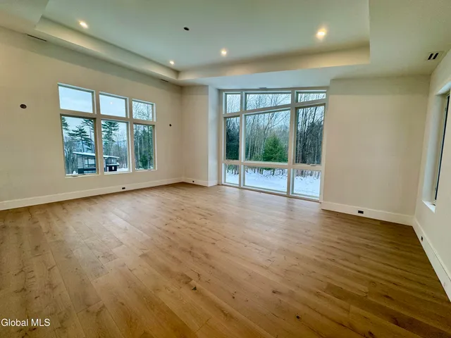 $1,900,000 | 11 South Eagle Ridge, Diamond Point, NY 12824