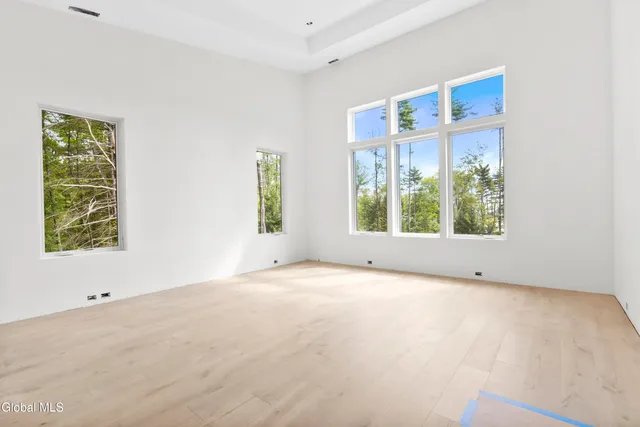 $1,900,000 | 11 South Eagle Ridge, Diamond Point, NY 12824