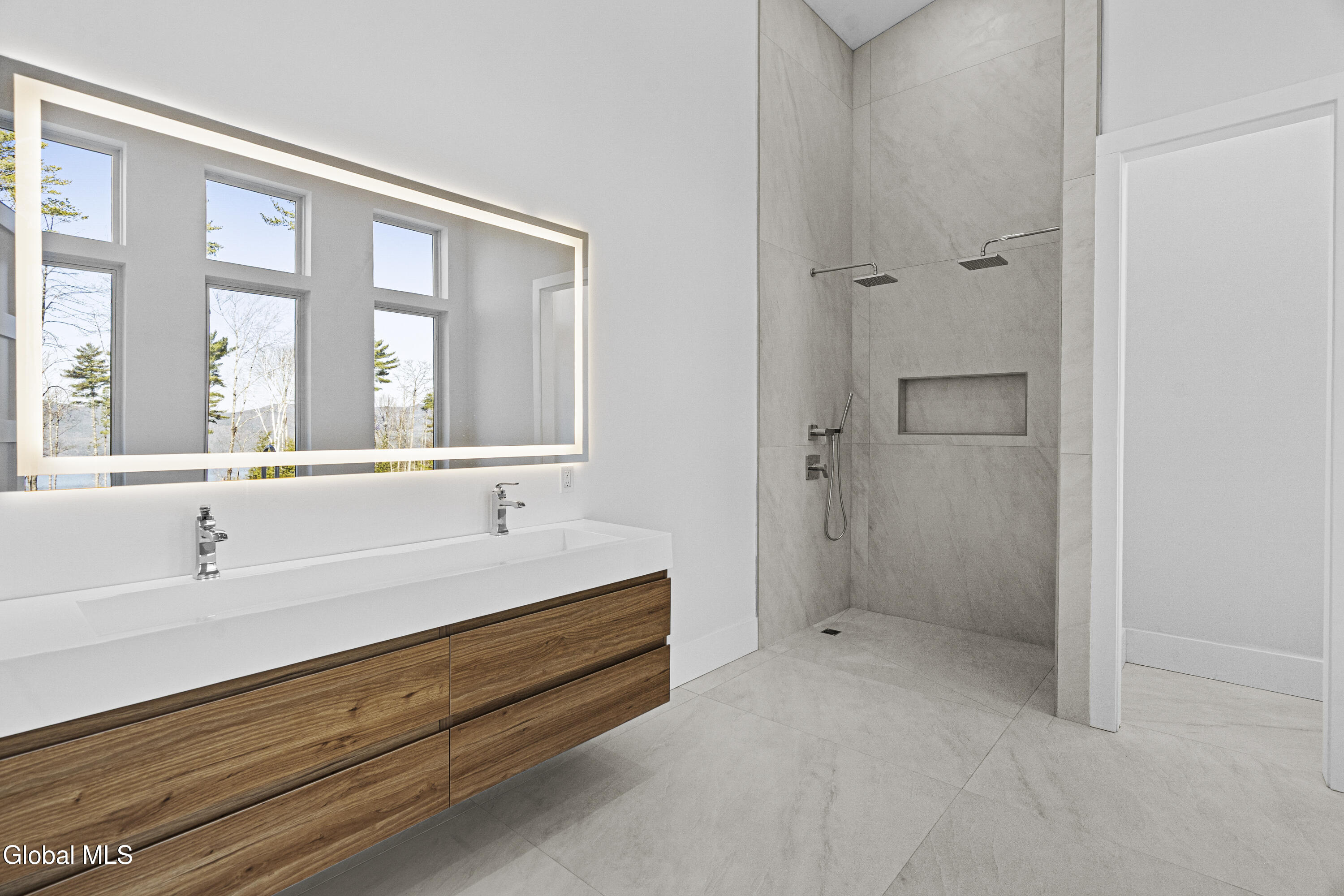 11 South Eagle Ridge Diamond Point, NY 12824 - Photo 33 of 49 33-ADK-33