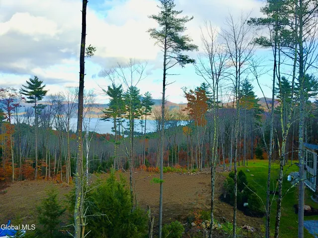 $1,900,000 | 11 South Eagle Ridge, Diamond Point, NY 12824