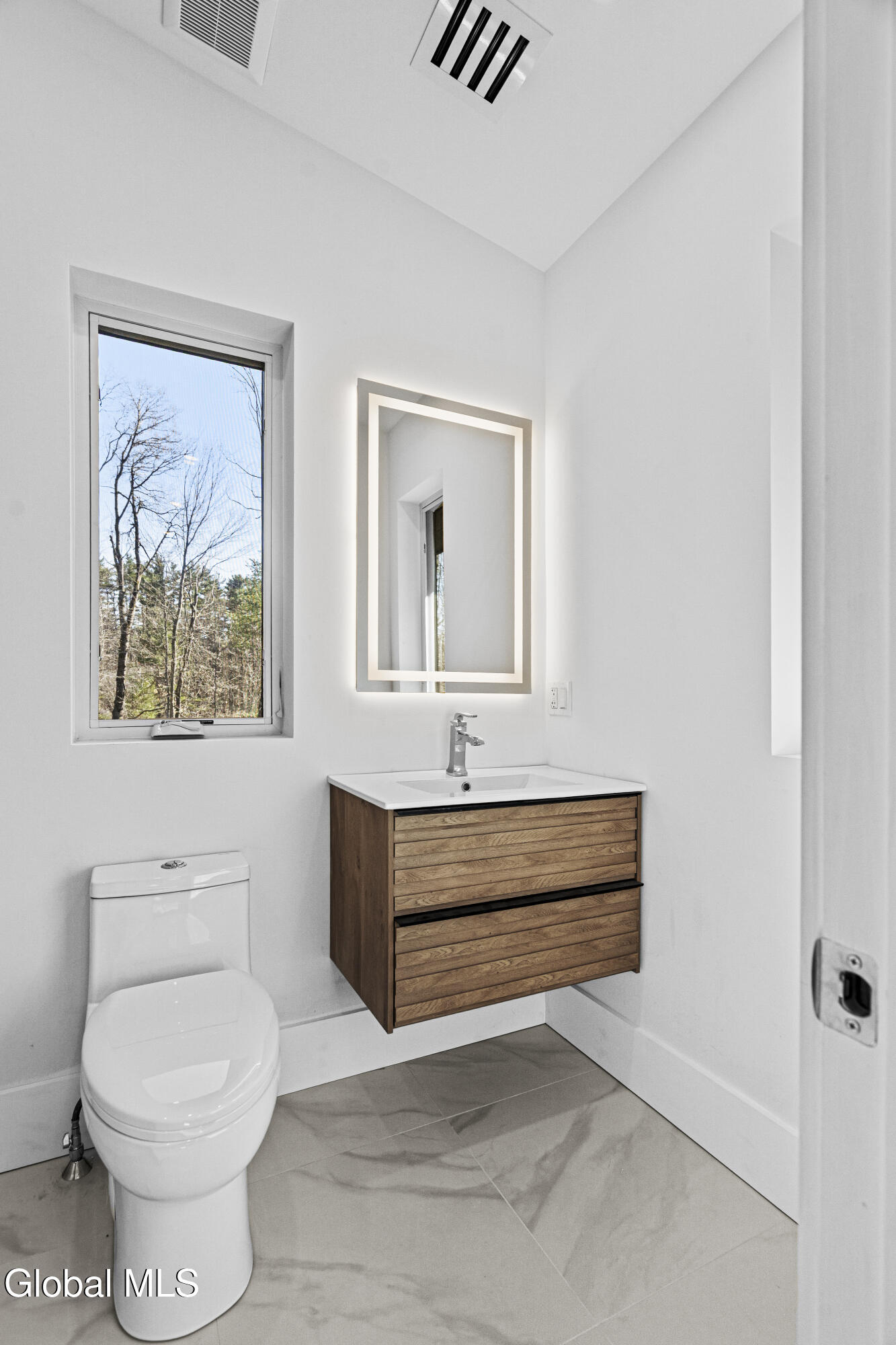 11 South Eagle Ridge Diamond Point, NY 12824 - Photo 43 of 49 43-ADK-43