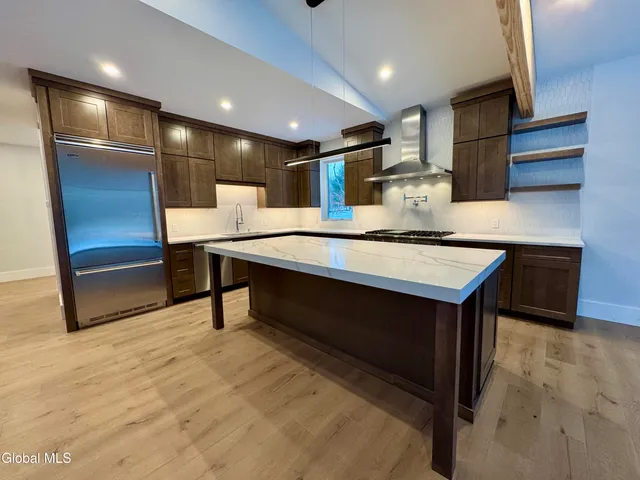 $1,900,000 | 11 South Eagle Ridge, Diamond Point, NY 12824