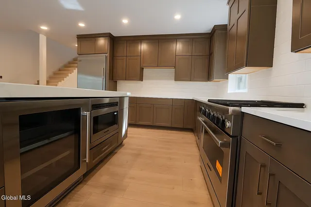 $1,900,000 | 11 South Eagle Ridge, Diamond Point, NY 12824