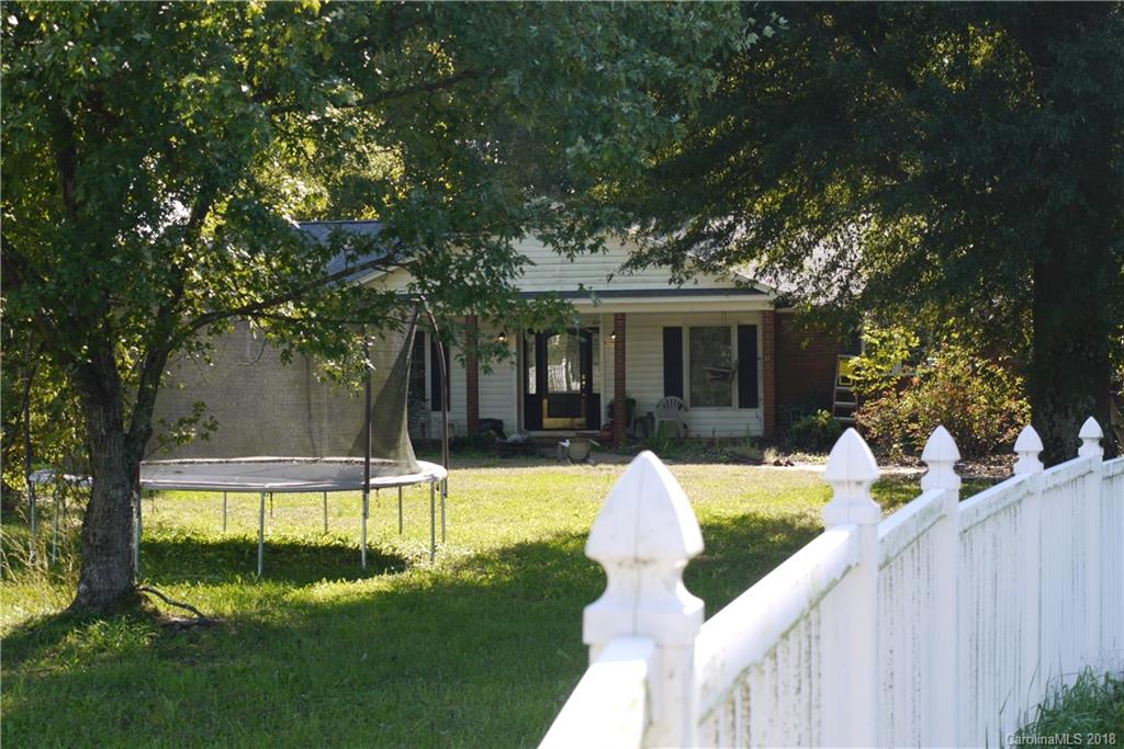 2099 St Johns Church Road Conover, NC 28613 - Photo 5 of 18 Gallery Image 5