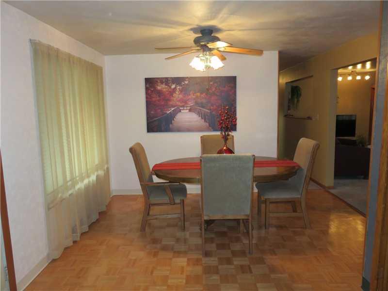 812 McGovern Road Houston, PA 15342 - Photo 8 of 17 Dining Room.