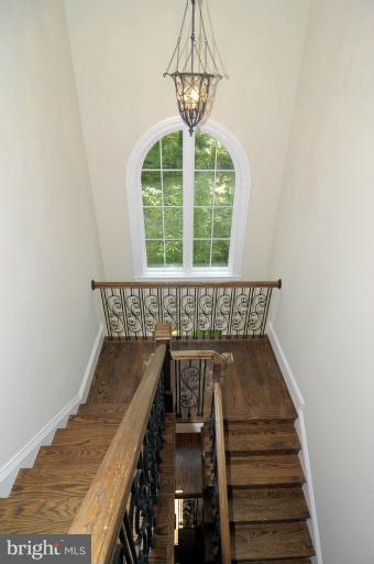8215 Custer Road Bethesda, MD 20817 - Photo 19 of 30 View