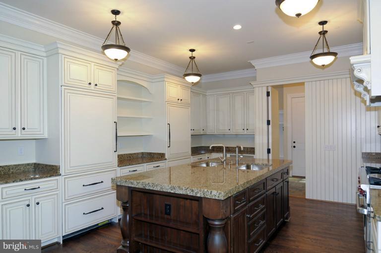 8215 Custer Road Bethesda, MD 20817 - Photo 5 of 30 Kitchen