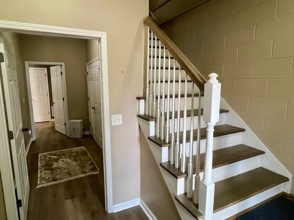 $499,999 | 309 Courtney Circle, Blacksburg, VA 24060