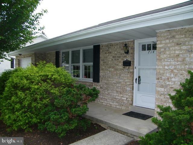 714 McCosh Street Hanover, PA 17331 - Photo 2 of 18 Gallery Image 2