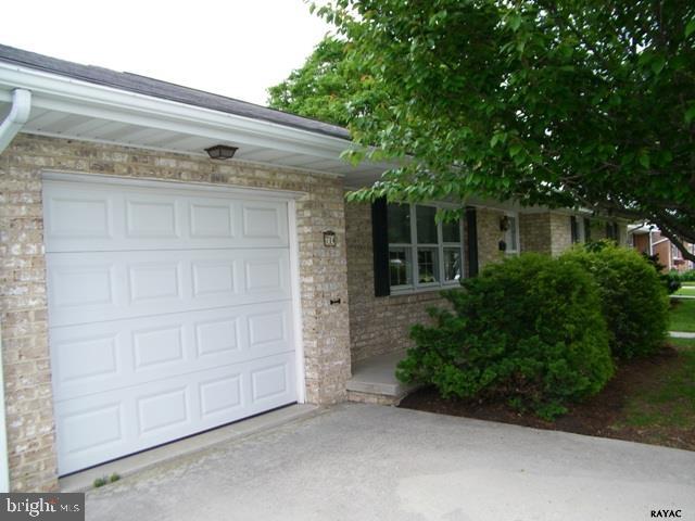 714 McCosh Street Hanover, PA 17331 - Photo 3 of 18 Gallery Image 3