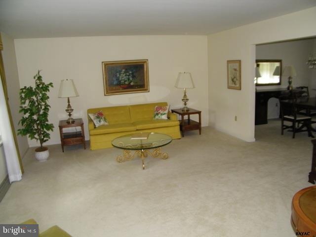 714 McCosh Street Hanover, PA 17331 - Photo 4 of 18 Gallery Image 4