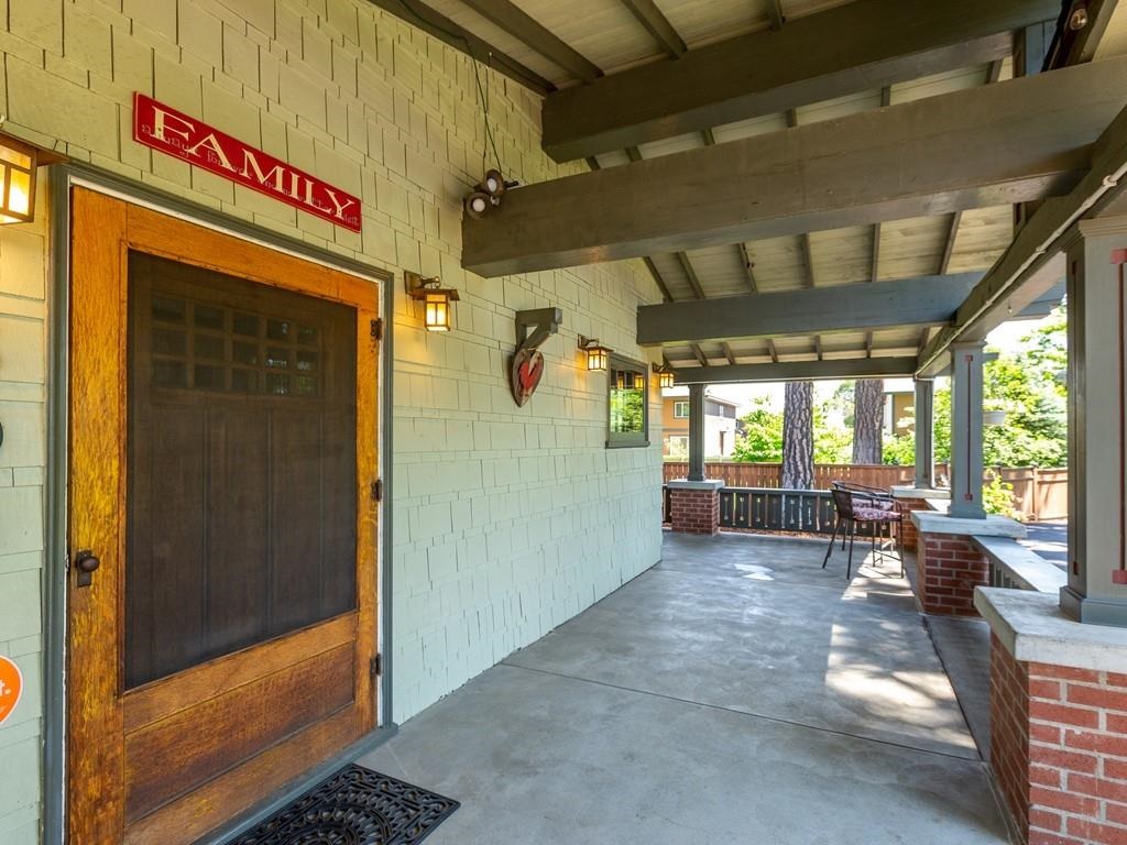 306 West Graves Road Spokane, WA 99218 - Photo 5 of 50