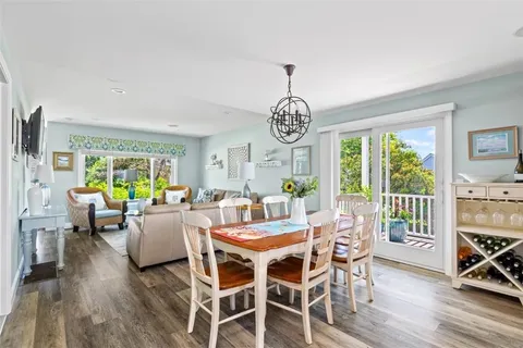 $4,800 | 26 Walcott Avenue, Narragansett, RI 02882