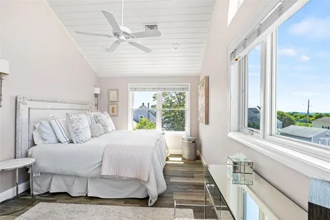 $4,800 | 26 Walcott Avenue, Narragansett, RI 02882