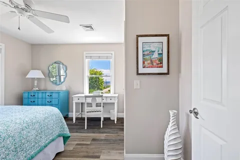 $4,800 | 26 Walcott Avenue, Narragansett, RI 02882