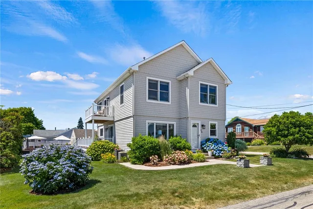 $4,800 | 26 Walcott Avenue, Narragansett, RI 02882