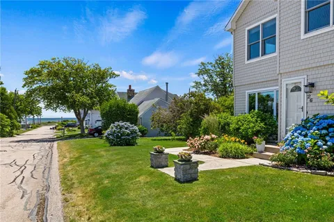 $4,800 | 26 Walcott Avenue, Narragansett, RI 02882
