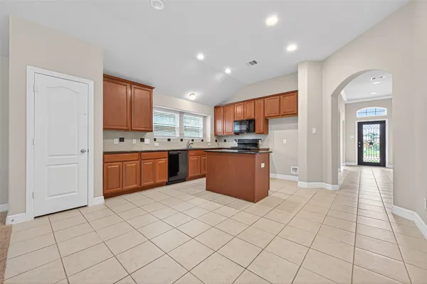 $2,200 | 2517 Wood Park Boulevard, Conroe, TX 77304