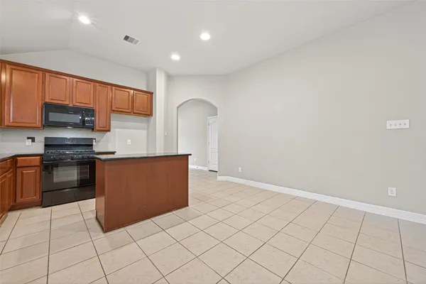 $2,200 | 2517 Wood Park Boulevard, Conroe, TX 77304