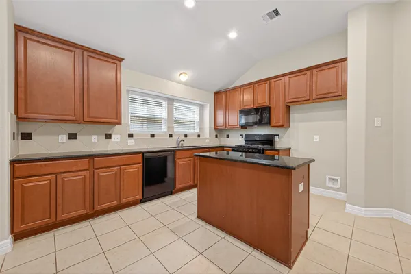 $2,200 | 2517 Wood Park Boulevard, Conroe, TX 77304