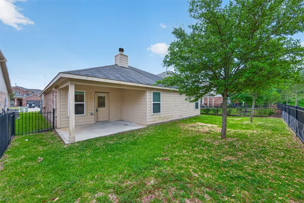 $2,200 | 2517 Wood Park Boulevard, Conroe, TX 77304