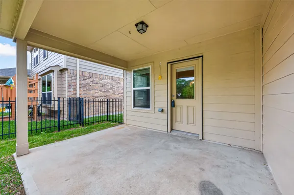 $2,200 | 2517 Wood Park Boulevard, Conroe, TX 77304