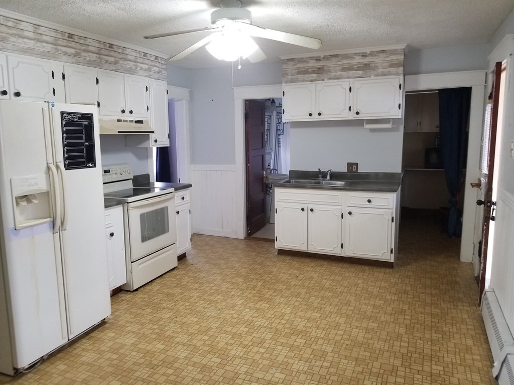 89-91 Ford Street Three Rivers, MA 01080 - Photo 2 of 9