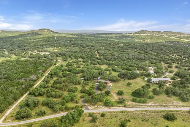 $839,000 | 8091 Miller Creek Loop, Johnson City, TX 78636