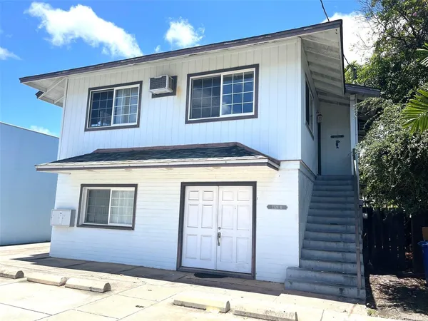 $2,850 | 2324 South Beretania Street, Honolulu, HI 96826