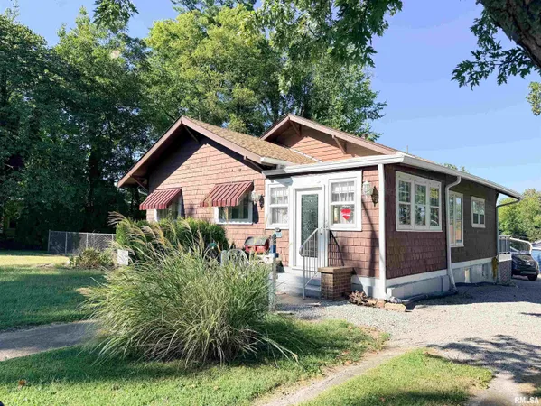 $129,000 | 213 West Vienna Street, Anna, IL 62906