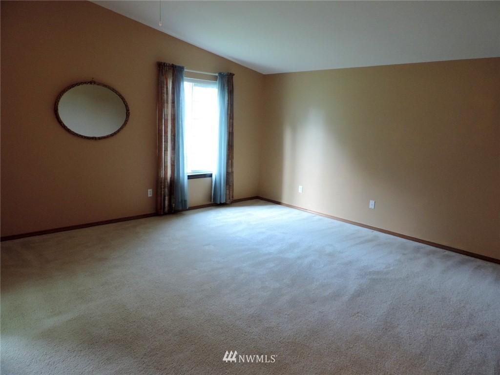 9419 Gastaeson Lane Southwest Rochester, WA 98579 - Photo 9 of 20
