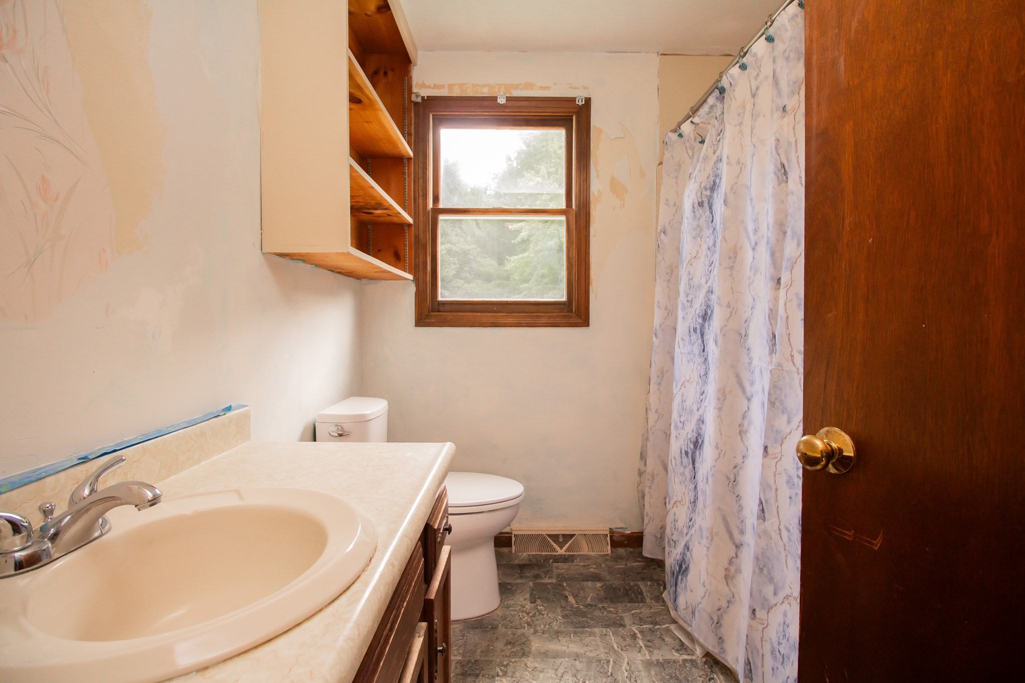627 Pulaski Boulevard, Unit RIGHT Bellingham, MA 02019 - Photo 10 of 17 Gallery Image 10