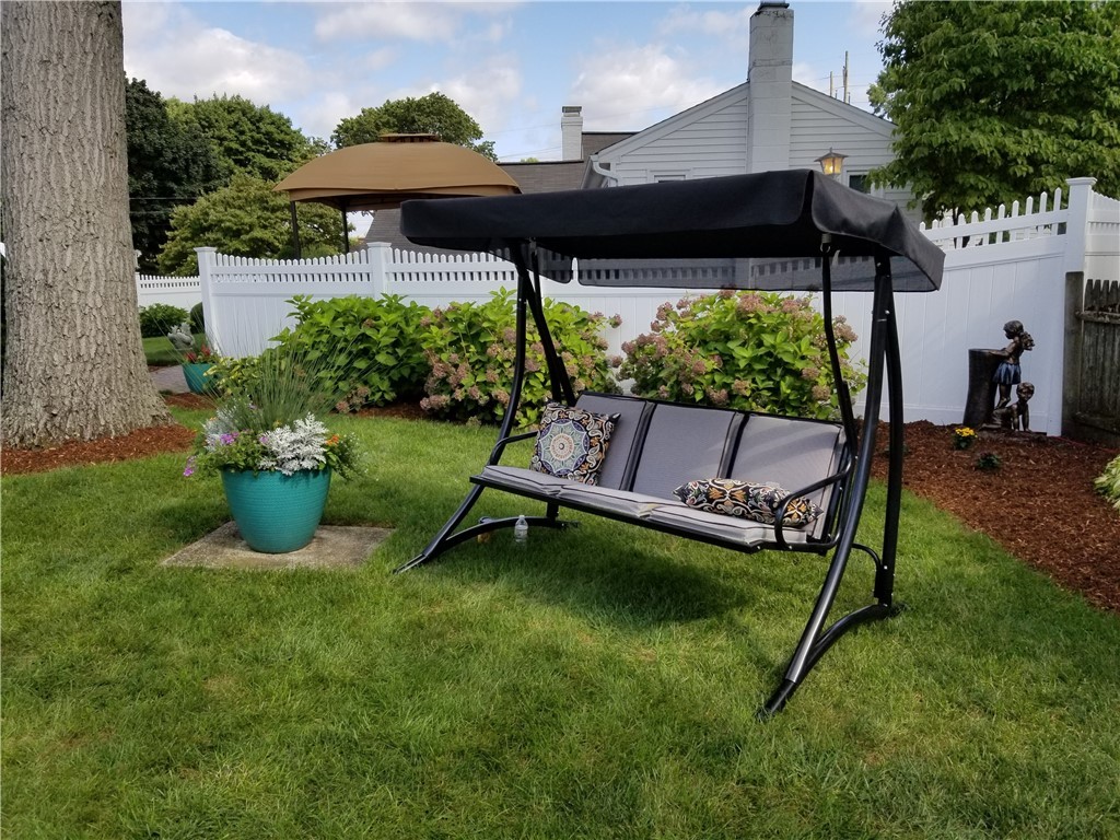 100 Thrush Road Warwick, RI 02886 - Photo 11 of 32 Gallery Image 11