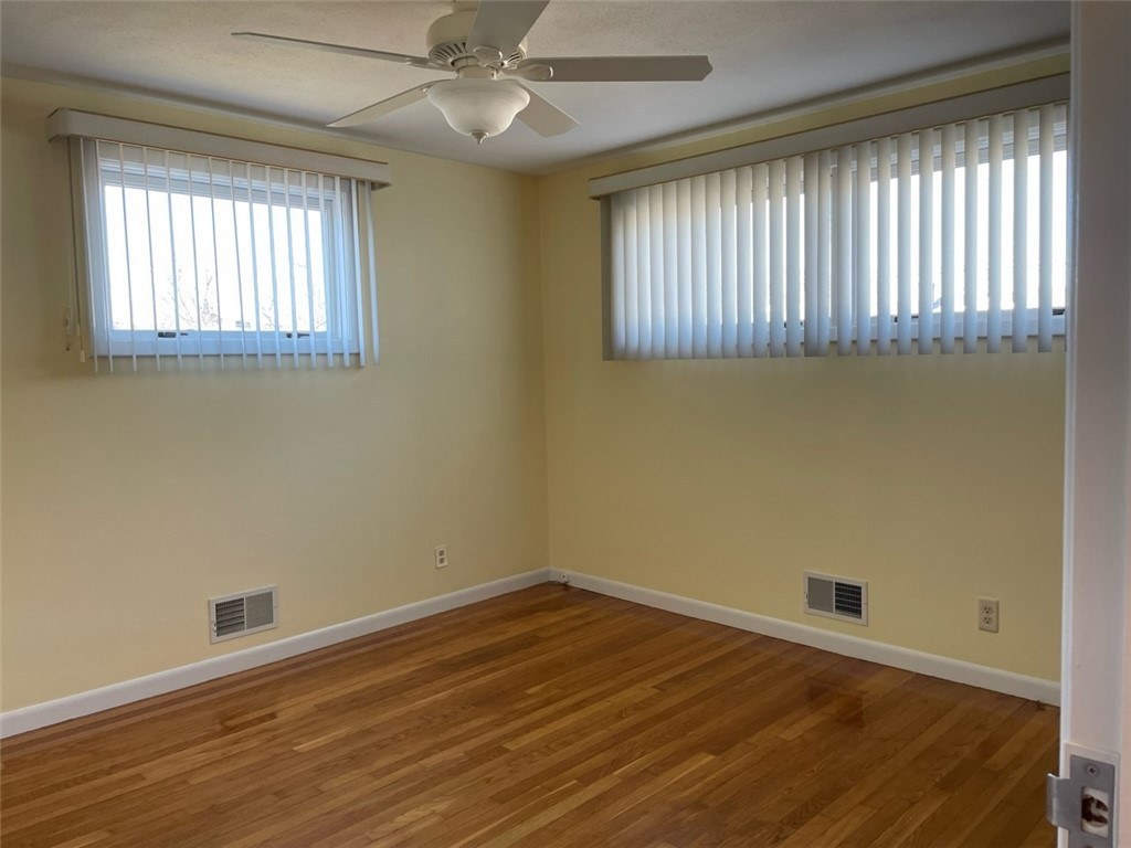 100 Thrush Road Warwick, RI 02886 - Photo 18 of 32 Gallery Image 18