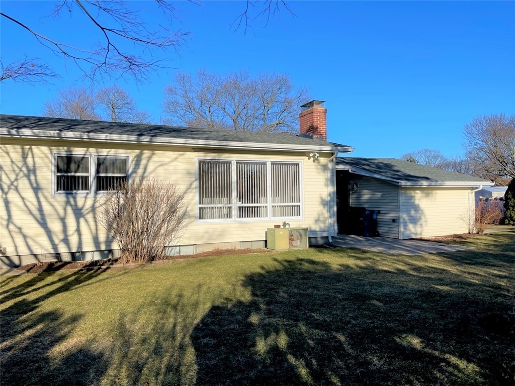 100 Thrush Road Warwick, RI 02886 - Photo 8 of 32 Gallery Image 8