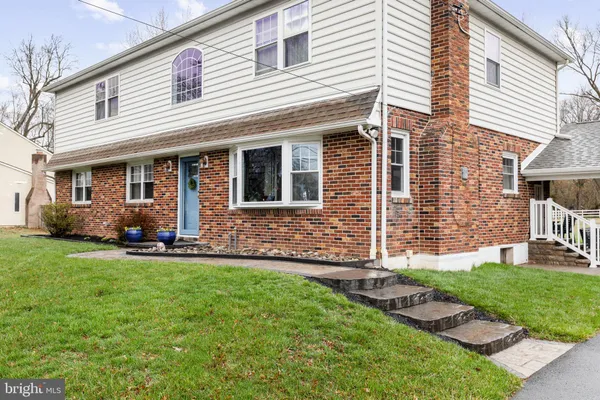 $699,000 | 2327 Dubree Avenue, Warrington, PA 18976
