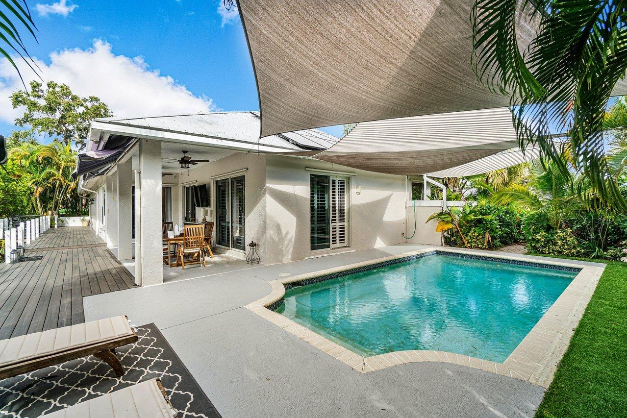 706 Warren Drive Jupiter, FL 33458 - Photo 26 of 36 027-706WarrenDrive-Jupiter-FL-33458-SMAL