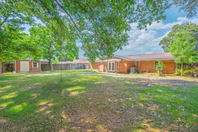 $329,000 | 710 Hollywood Boulevard East, Mary Esther, FL 32569