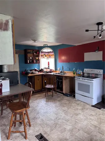 $160,000 | 2146 Wrights Lodge Road, St. Clair, MO 63077