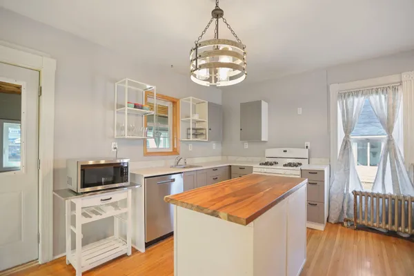 $249,900 | 710 1st Avenue Northwest, Faribault, MN 55021