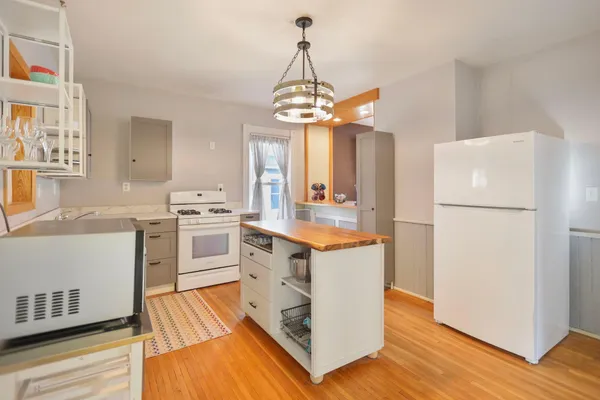 $249,900 | 710 1st Avenue Northwest, Faribault, MN 55021