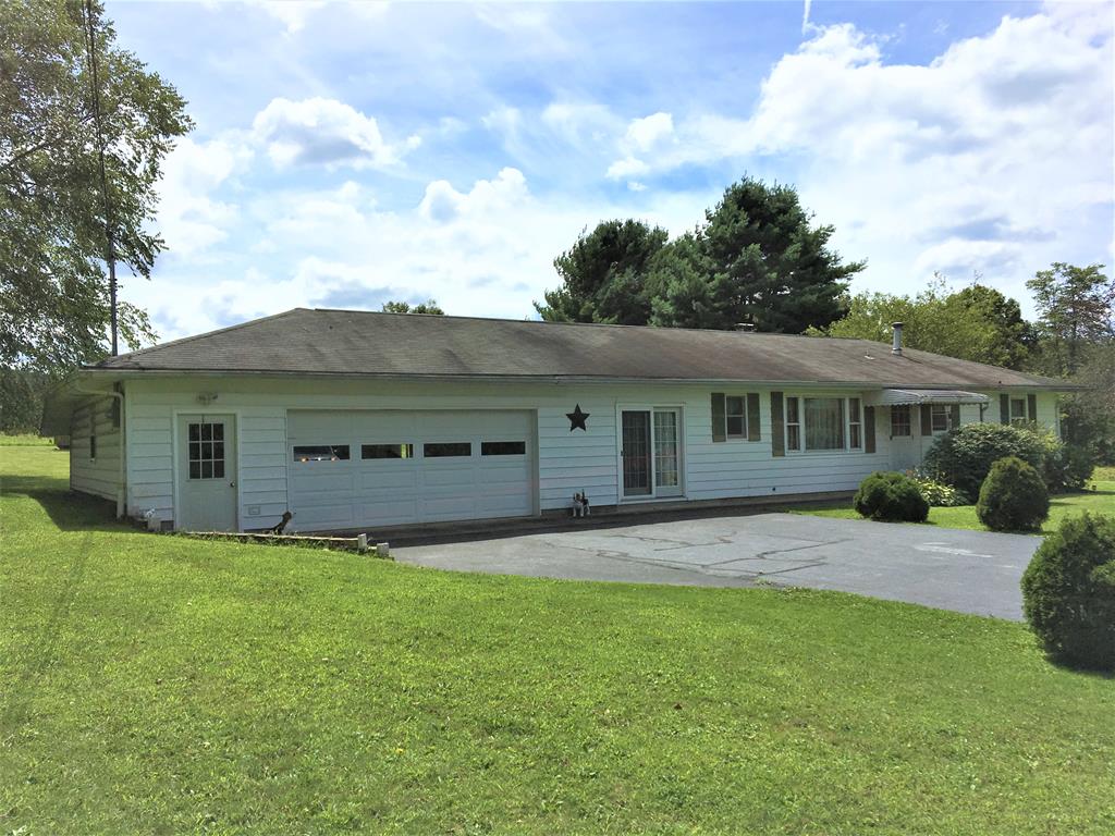 154 Toy Road Oil City, PA 16301 - Photo 1 of 38 Gallery Image 1